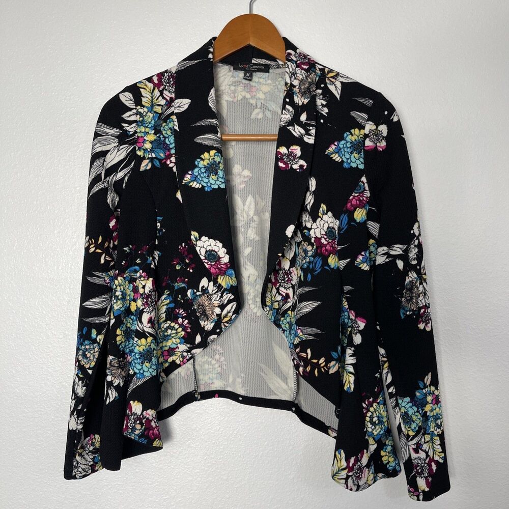 Love Cameron M Black Floral Open Front Cropped Cardigan Shrug Boho Lightweight